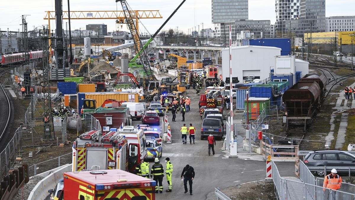 V Mnichově u vlakového nádraží explodovala puma z války, tři zranění